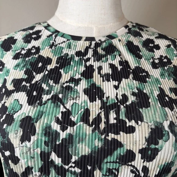 Hugo Boss Green and Black Abstract Long Sleeve Dress Size Medium - Picture 4 of 16